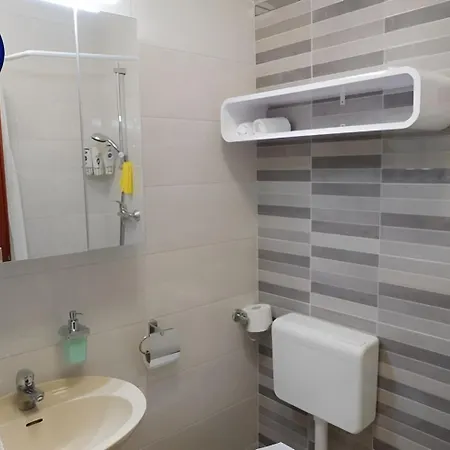 By The Sea Supetarska Draga - Donja, Rab - 23068 Guest house Rab Town