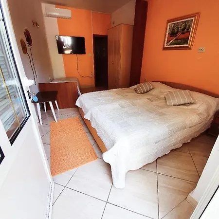 By The Sea Supetarska Draga - Donja, Rab - 18301 Guest house *